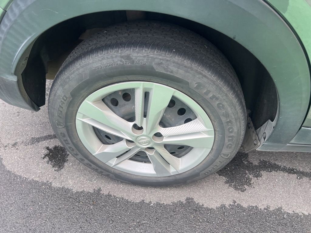 Used 2024 Nissan Kicks S FWD image 9