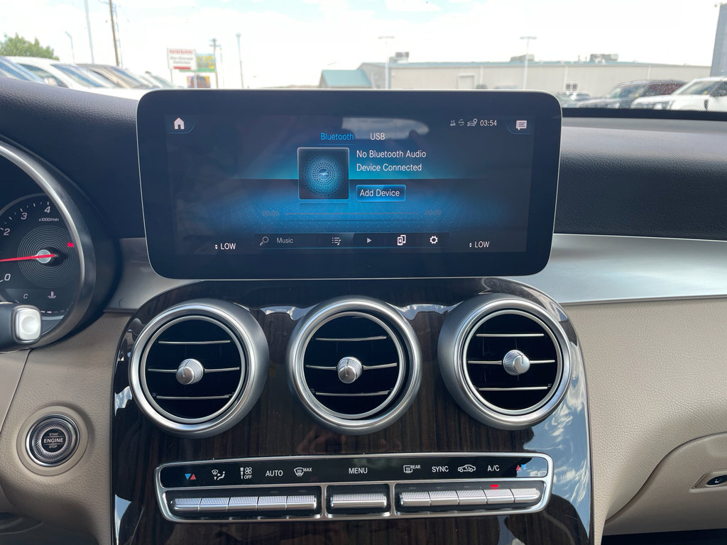 Used 2021 Mercedes-Benz GLC 300 4MATIC image 27