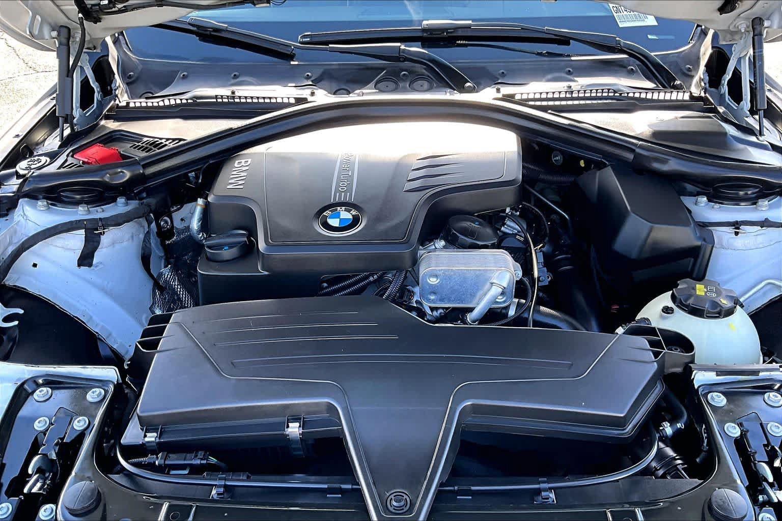 Used 2016 BMW 328i Sedan RWD image 30