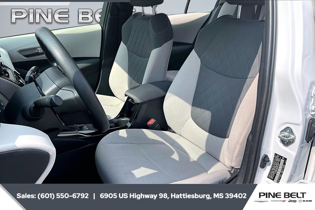 Used 2022 Toyota Corolla LE image 18