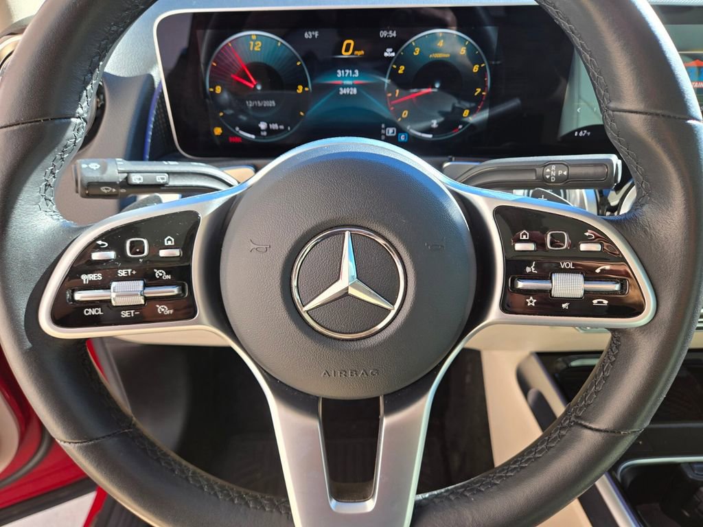 Used 2021 Mercedes-Benz GLB 250 image 25