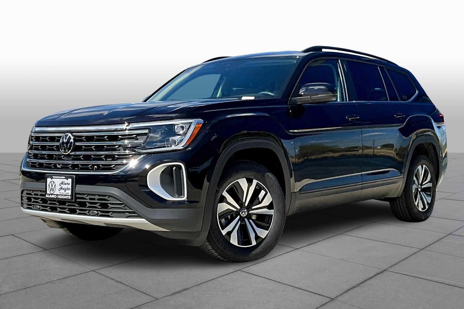 New 2026 Volkswagen Atlas SE image 1