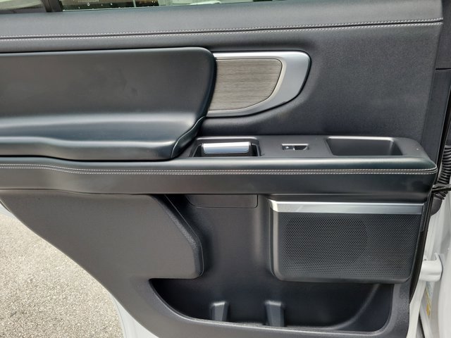 Certified 2025 Ford Expedition Platinum image 14