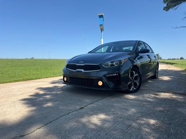 Used 2019 Kia Forte LXS FWD image 3