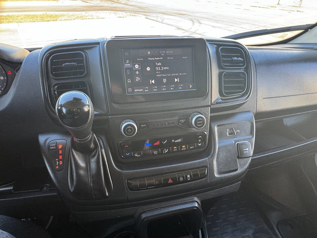 Used 2023 RAM ProMaster 2500 image 18