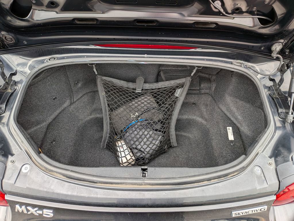 Used 2021 MAZDA MX-5 Miata Grand Touring RWD image 26