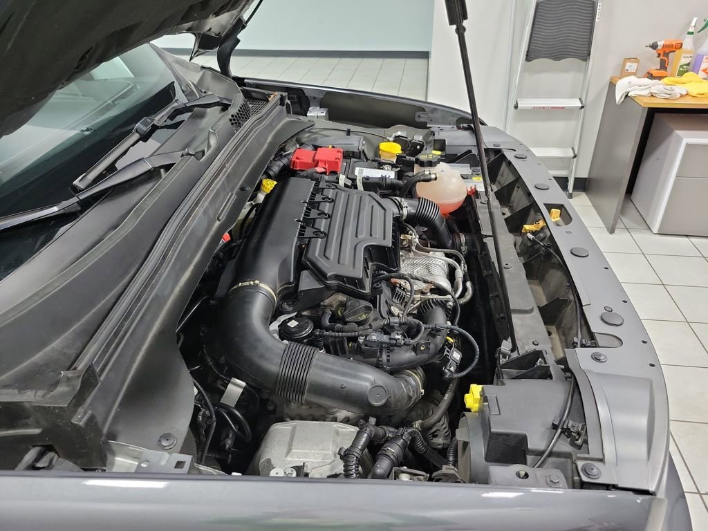 Used 2023 Jeep Renegade Limited image 58