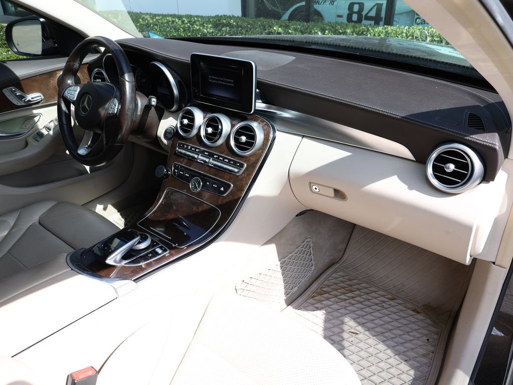 Used 2015 Mercedes-Benz C 300 Sedan image 20