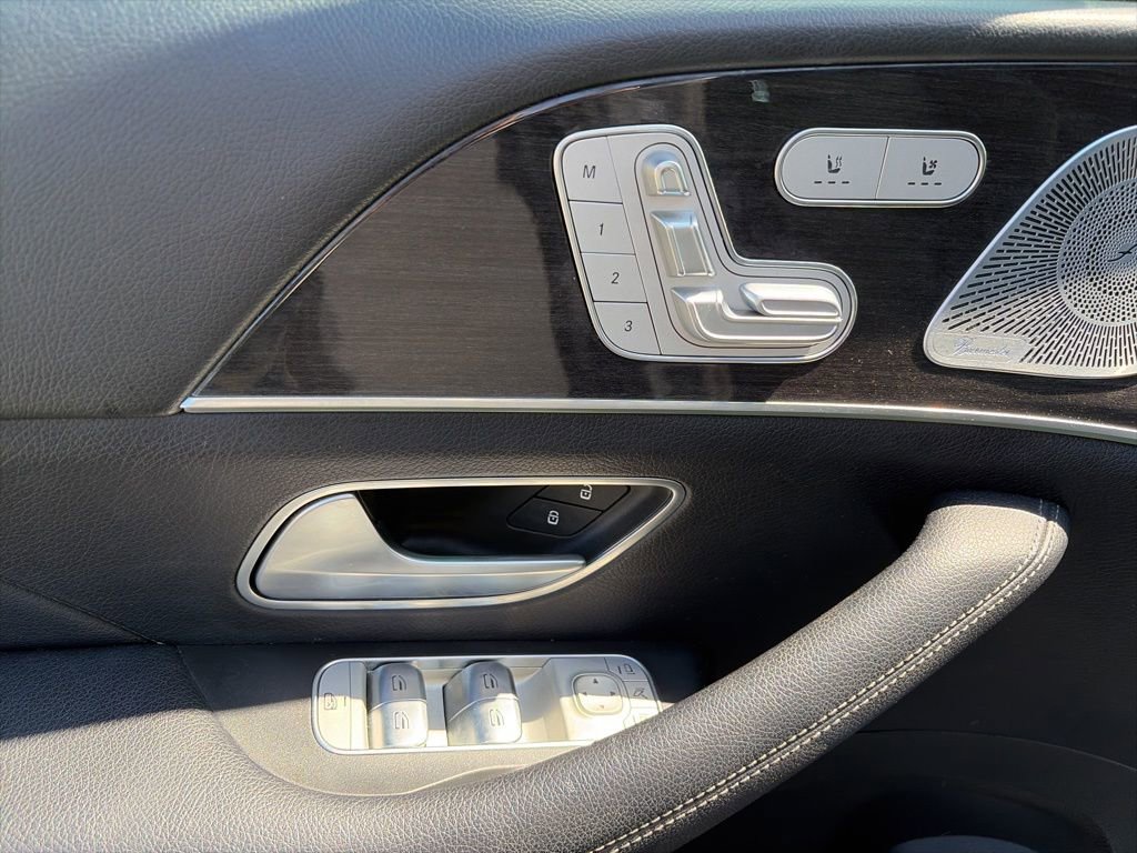 Used 2020 Mercedes-Benz GLE 350 w/ Premium Package image 14