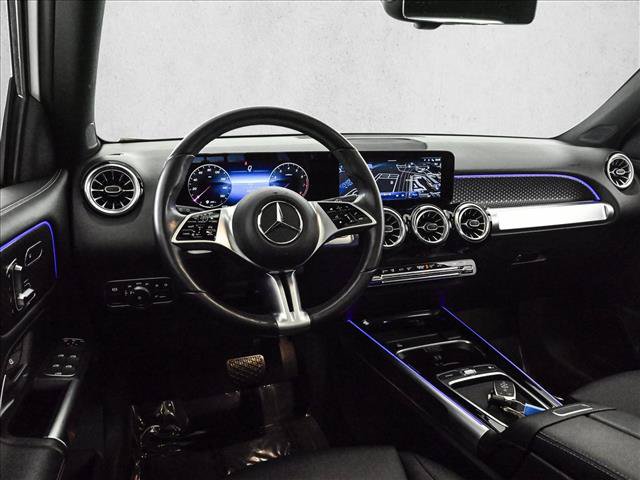 Used 2024 Mercedes-Benz GLB 250 4MATIC image 20