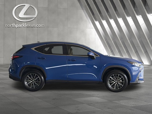 Certified 2025 Lexus NX 250 FWD w/ Towing Package (2000 Lbs) image 4