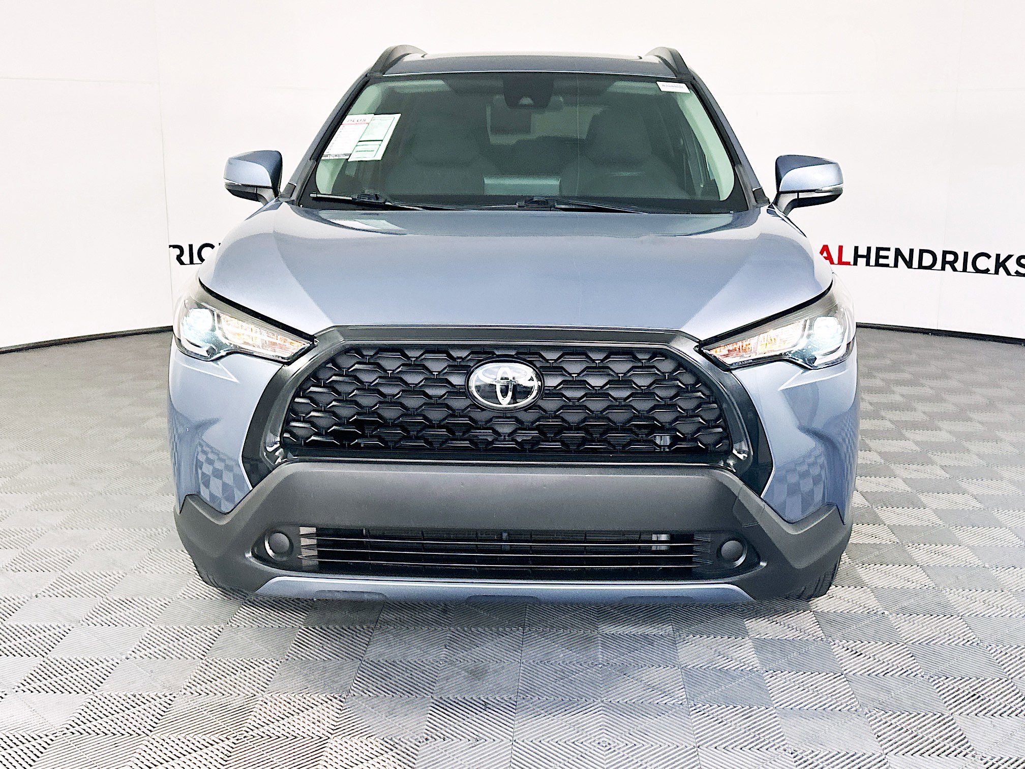 Used 2022 Toyota Corolla Cross LE image 8