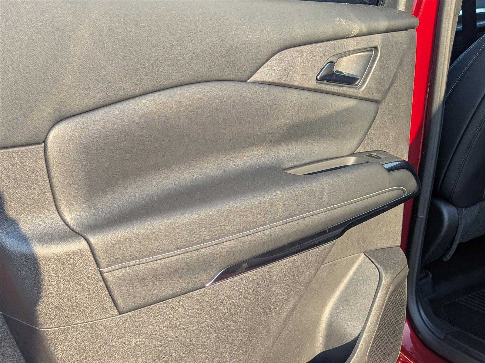 New 2026 Chevrolet Traverse LT w/ Driver Confidence Package image 13