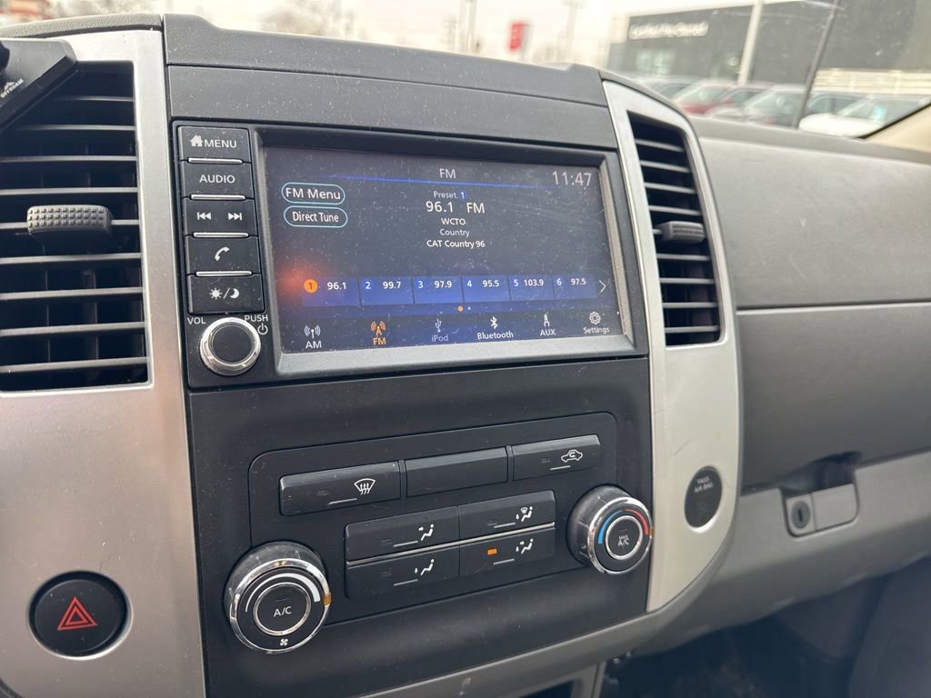 Used 2019 Nissan Frontier SV image 8