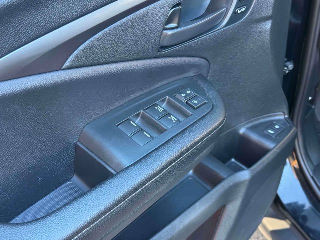Used 2023 Honda Passport EX-L image 21