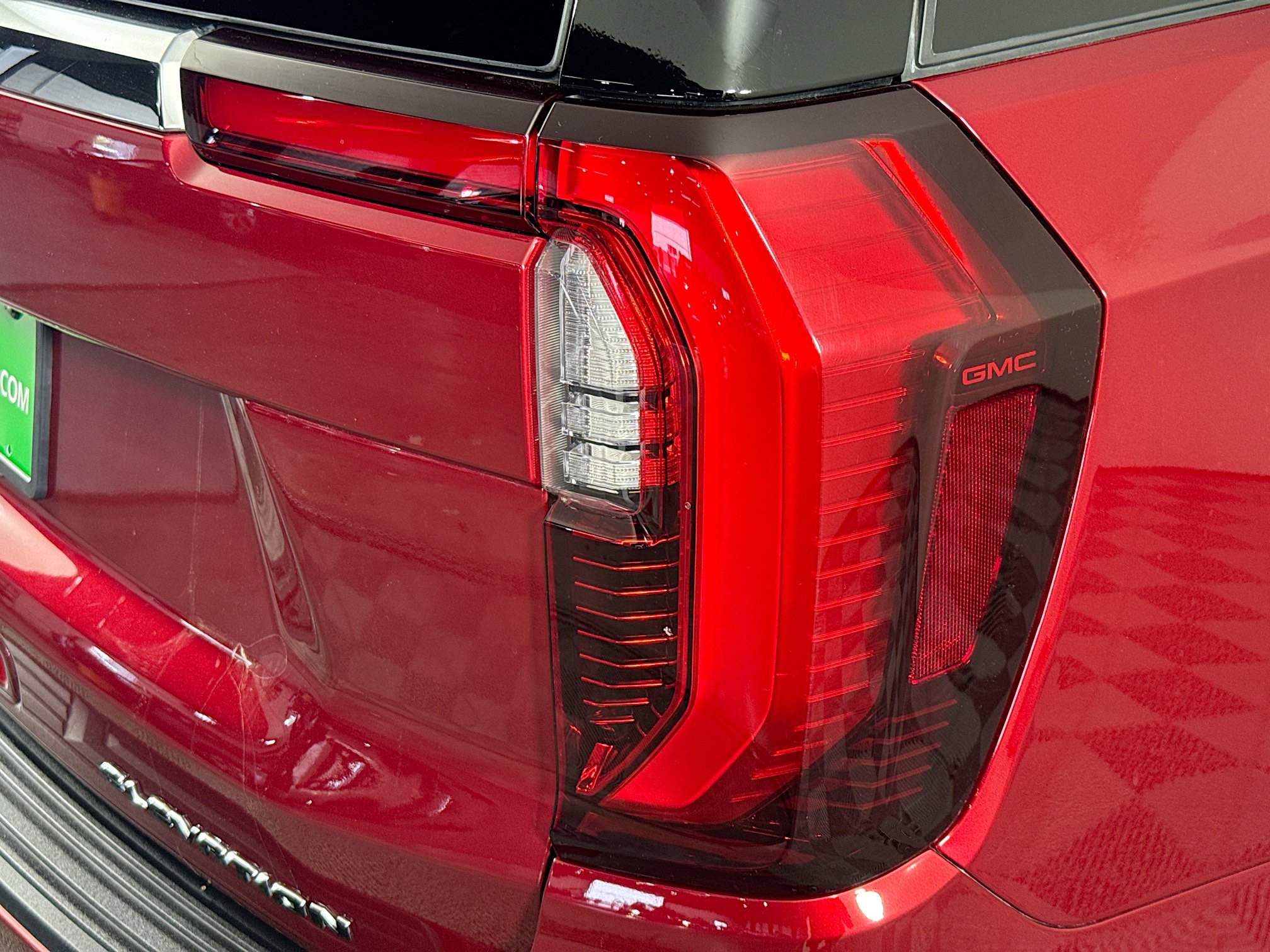 Used 2025 GMC Yukon Elevation w/ Technology Package RWD image 32