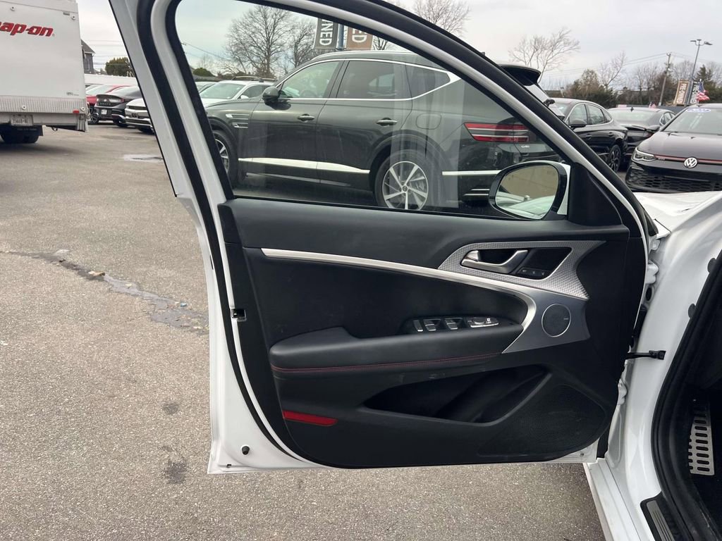 Certified 2023 Genesis G70 2.0T w/ Sport Prestige Package image 15