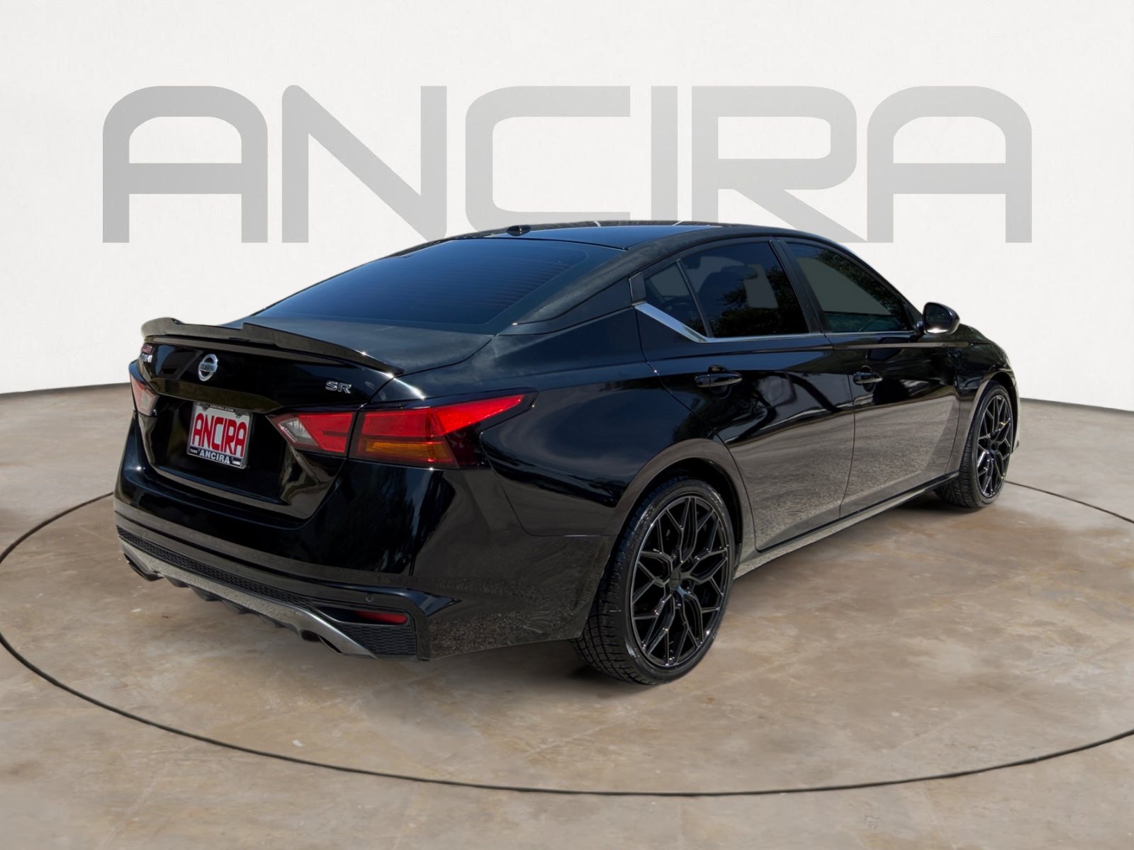 Used 2022 Nissan Altima 2.5 SR FWD image 11