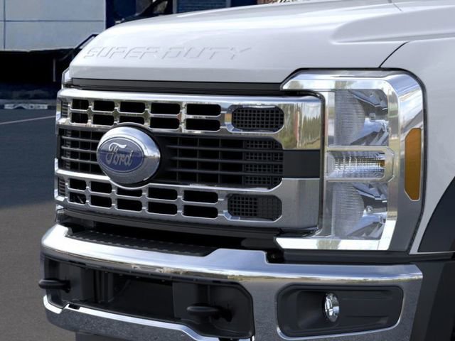 New 2025 Ford F600 4x4 Regular Cab Super Duty w/ XL Chrome Package image 20