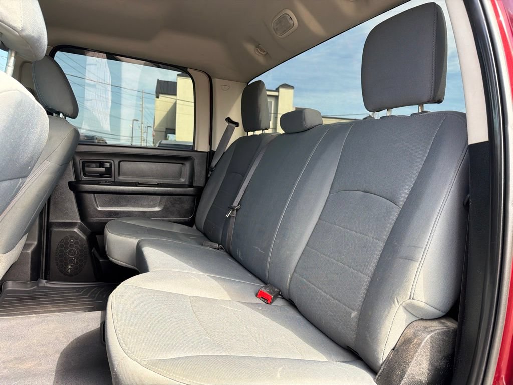 Used 2018 RAM 3500 Tradesman w/ Chrome Appearance Group AWD/4WD image 17