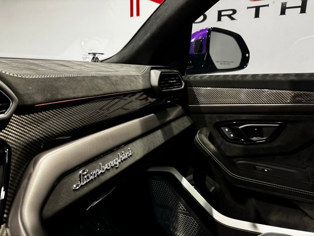 Used 2024 Lamborghini Urus Performante image 41