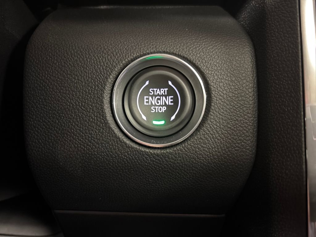 New 2026 GMC Acadia Elevation image 44