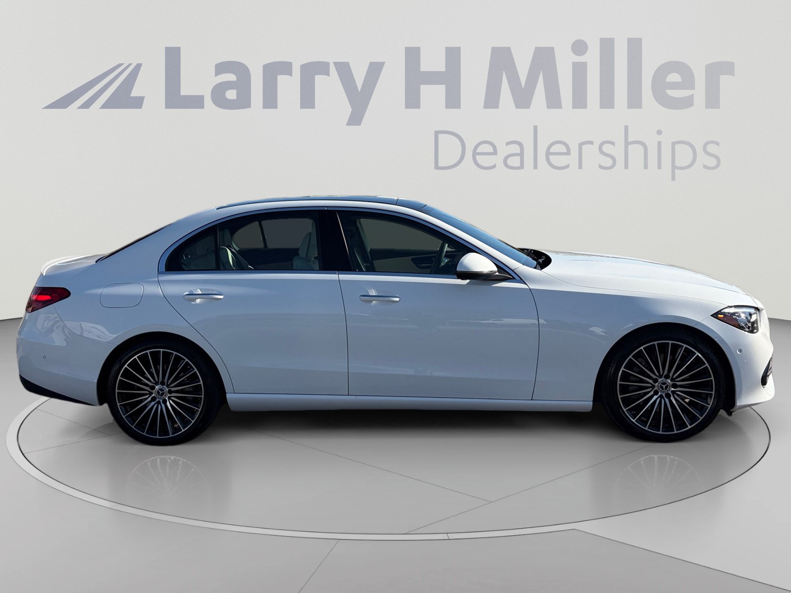 Used 2026 Mercedes-Benz C 300 4MATIC Sedan image 7
