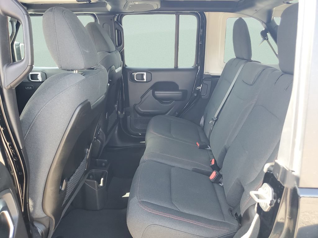 Used 2024 Jeep Wrangler Unlimited Rubicon AWD/4WD image 10