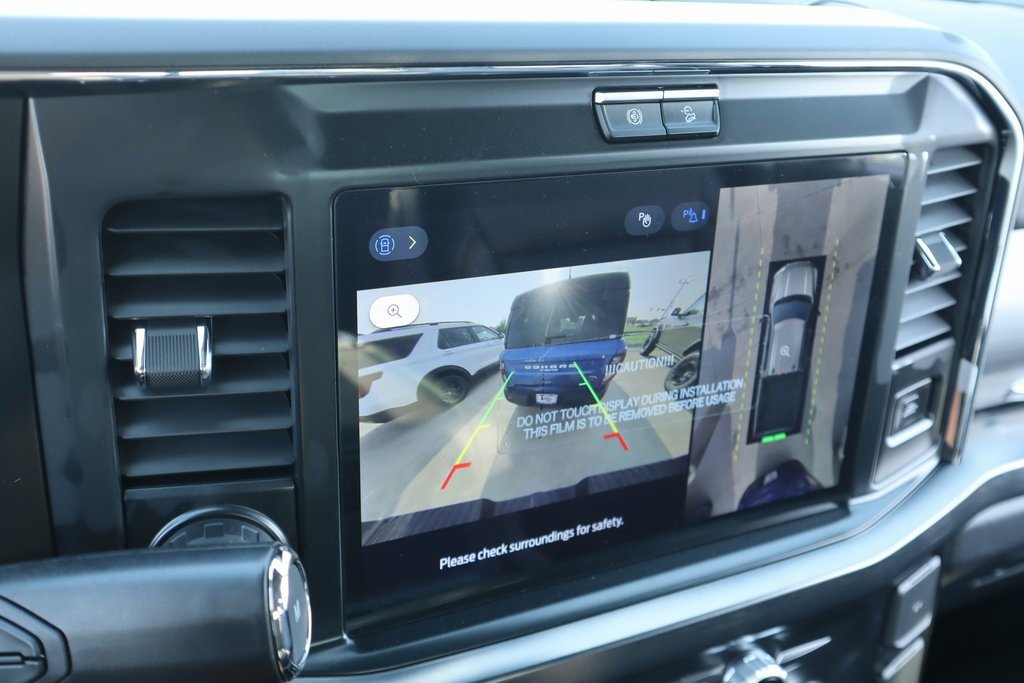 New 2026 Ford F250 Lariat w/ Black Appearance Package image 8