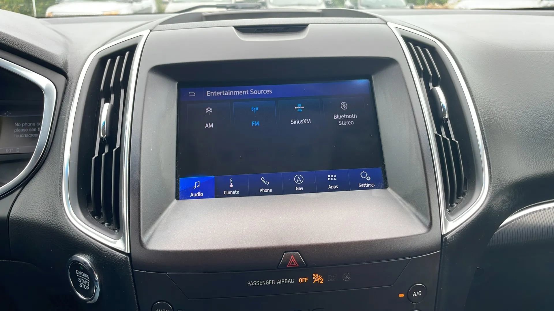 Used 2020 Ford Edge Titanium image 14