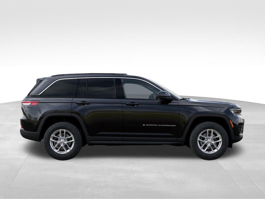 New 2026 Jeep Grand Cherokee Laredo X AWD/4WD image 22