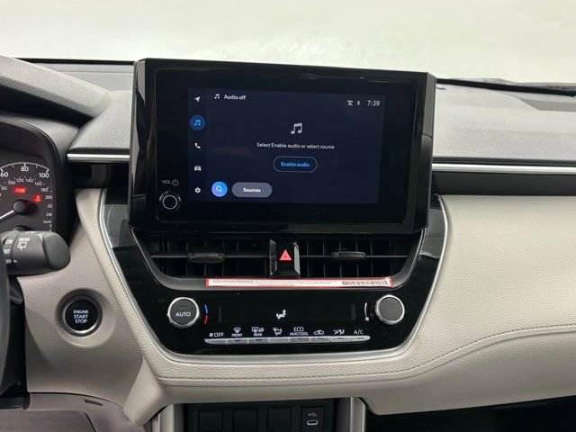 Used 2023 Toyota Corolla Cross LE image 22