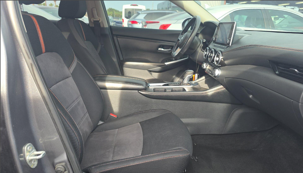 Used 2021 Nissan Sentra SR w/ Lighting Package FWD image 9