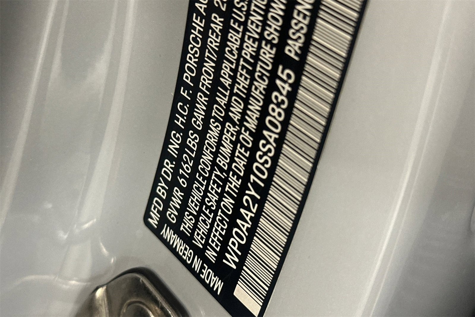 New 2025 Porsche Taycan image 27