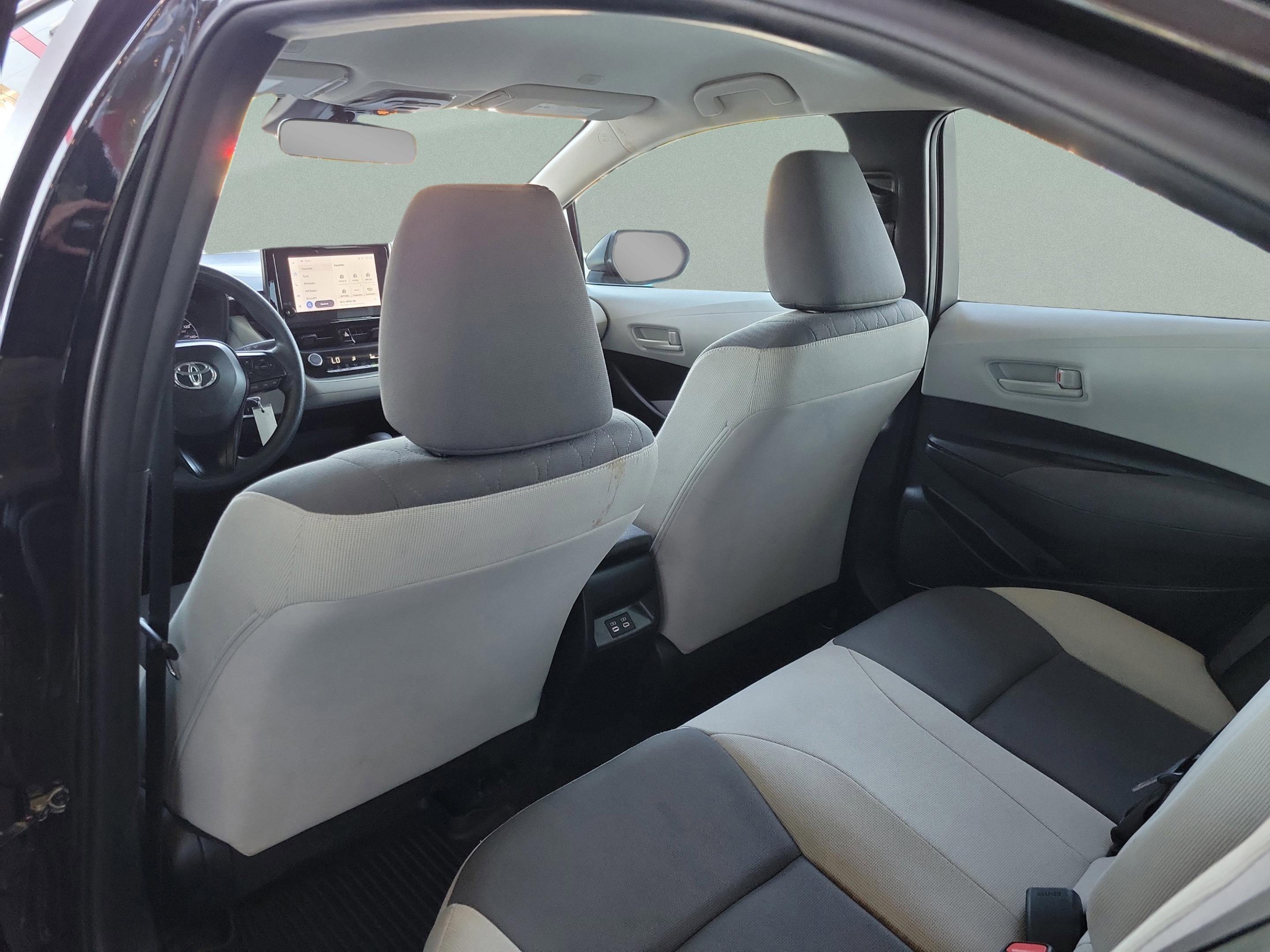 Used 2024 Toyota Corolla LE image 12