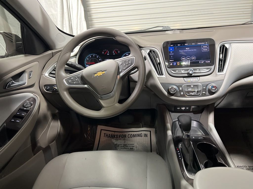 Used 2022 Chevrolet Malibu LS image 15