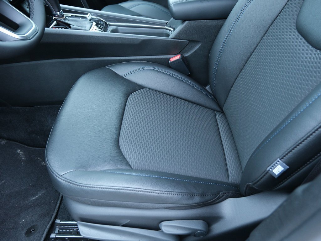 New 2026 Jeep Compass Latitude image 24