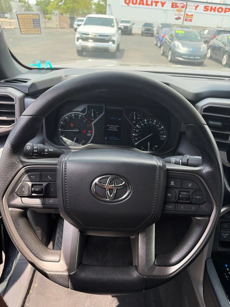 Used 2025 Toyota Tundra SR5 AWD/4WD image 9