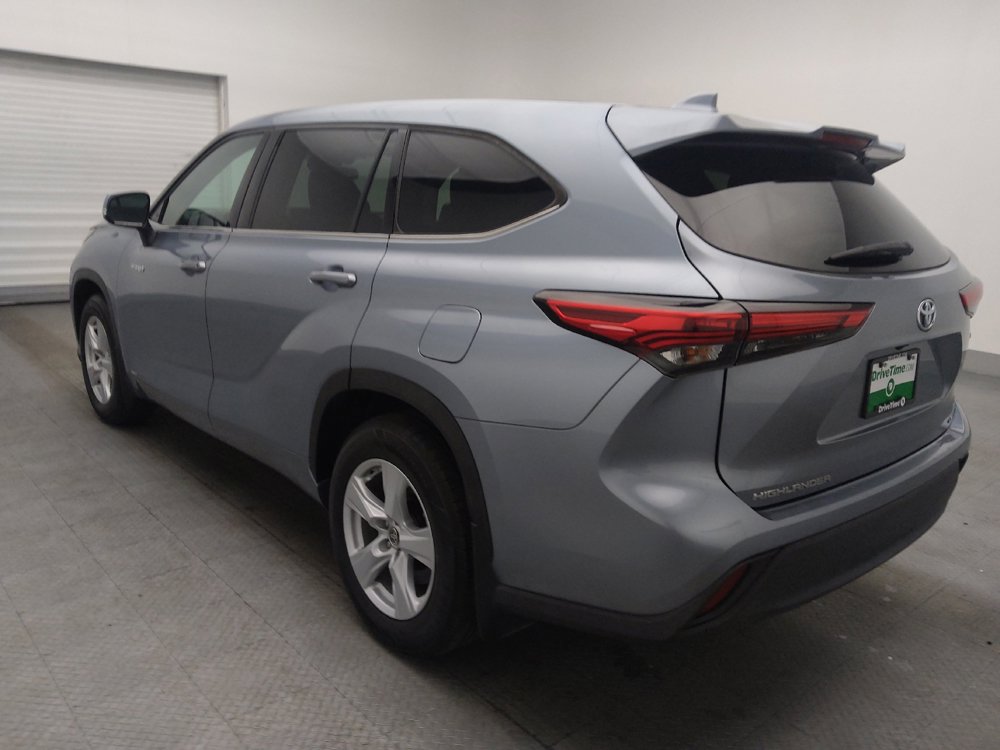 Used 2020 Toyota Highlander LE image 5