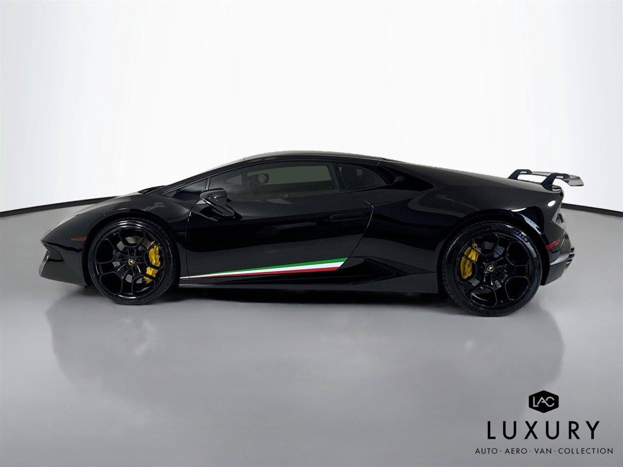 Used 2018 Lamborghini Huracan LP 580-2 RWD image 9