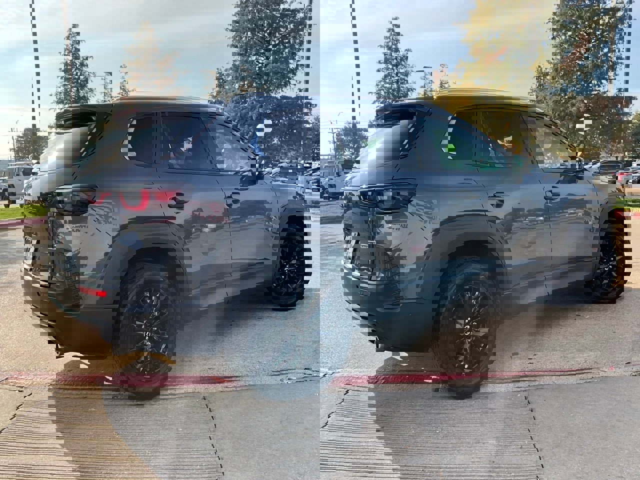 Used 2025 MAZDA CX-50 AWD 2.5 S w/ Select Package image 6