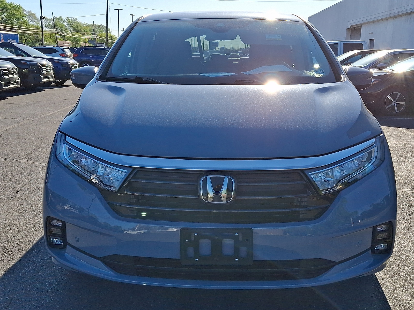 Used 2023 Honda Odyssey Touring image 2