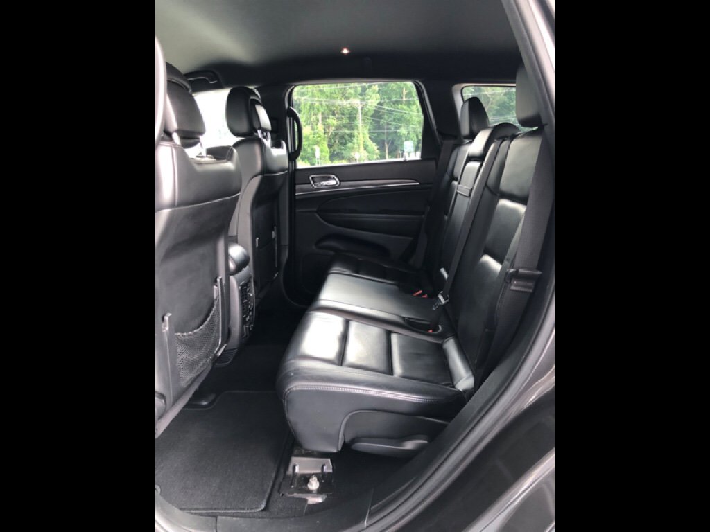 Used 2019 Jeep Grand Cherokee Limited image 19
