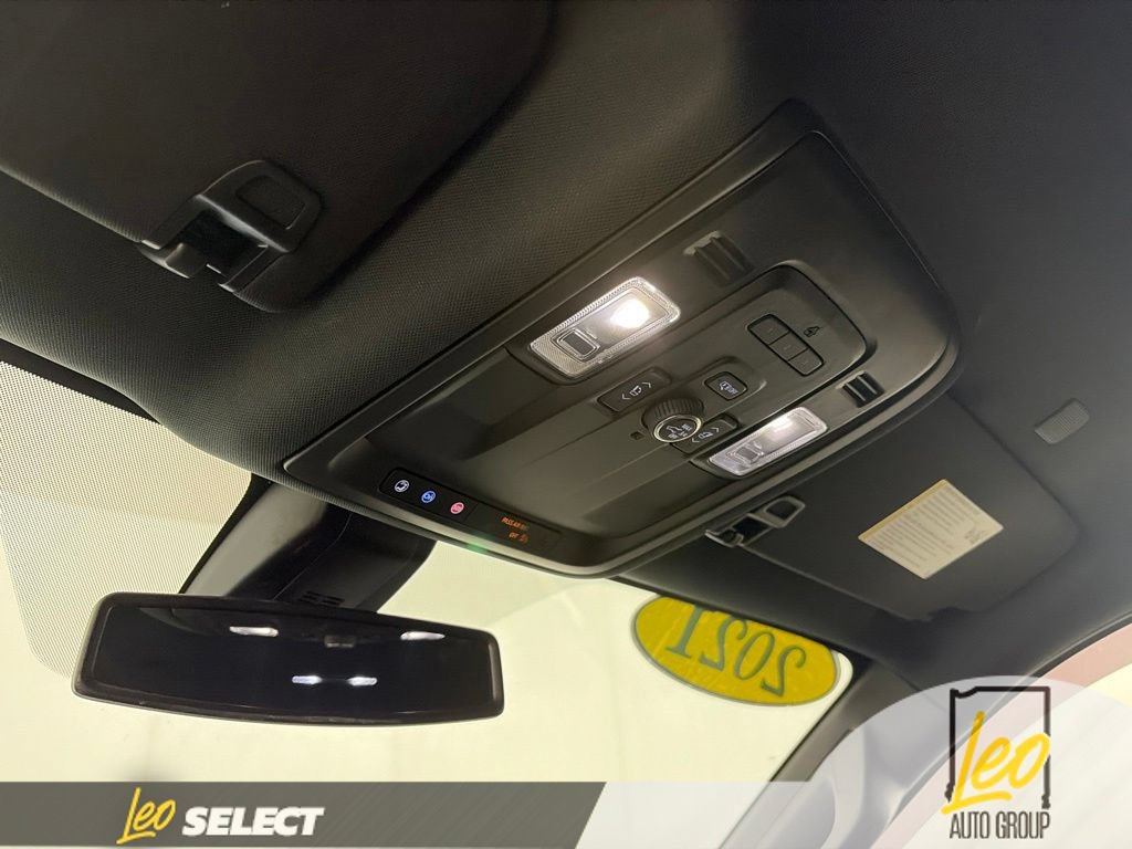 Used 2021 Chevrolet Tahoe Premier AWD/4WD image 23