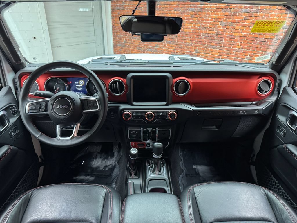 Used 2018 Jeep Wrangler Unlimited Rubicon AWD/4WD image 12