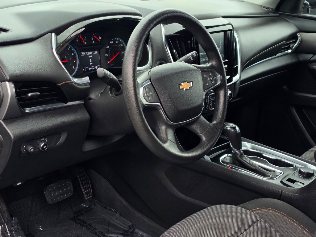 Used 2018 Chevrolet Traverse LS w/ LPO, Floor Liner Package AWD/4WD image 21
