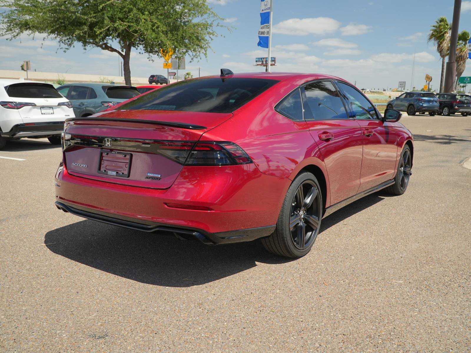 Used 2025 Honda Accord Sport image 5