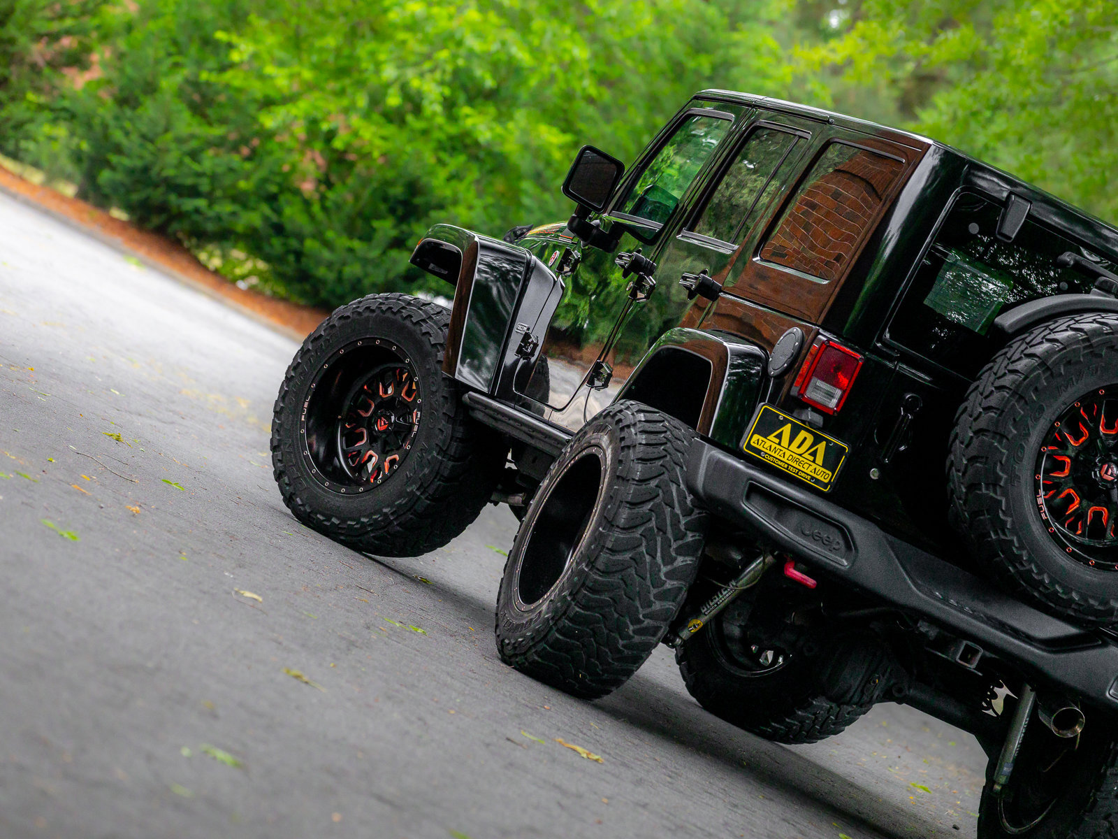 Used 2017 Jeep Wrangler Unlimited Rubicon AWD/4WD image 25