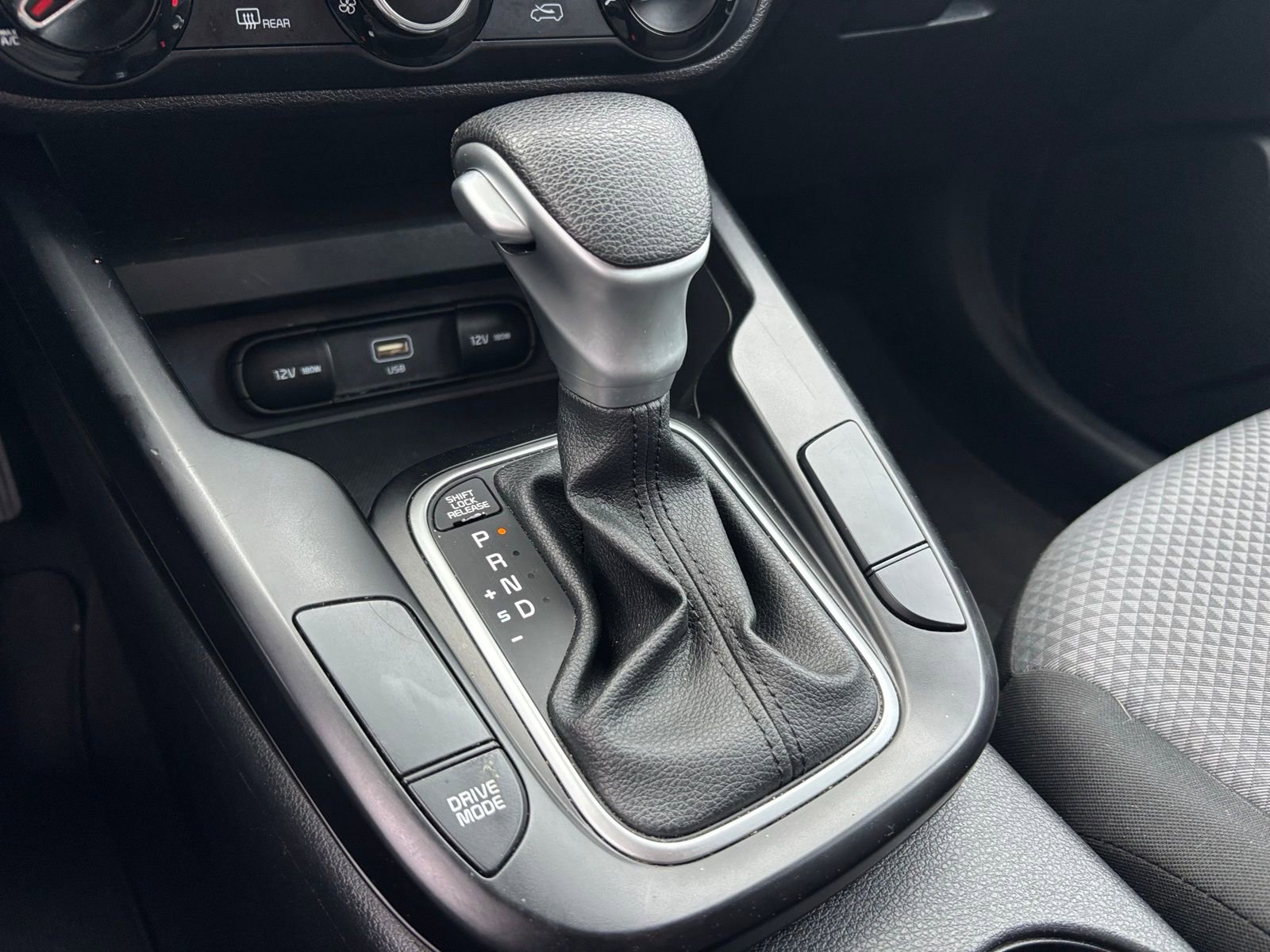 Used 2023 Kia Soul LX w/ LX Technology Package image 22