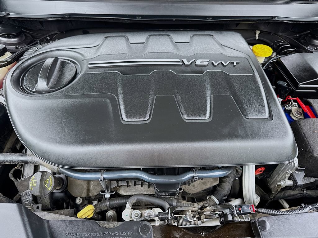 Used 2017 Jeep Cherokee Trailhawk w/ Comfort/Convenience Group image 40